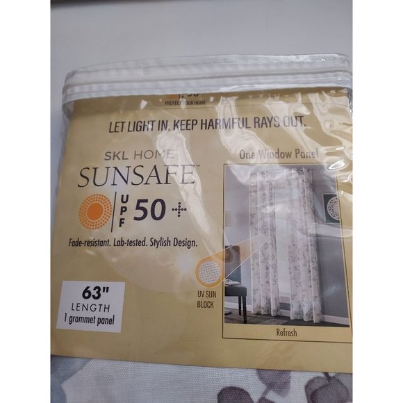 Sunsafe Refresh Grommet Panel - 40"W x 63"L - Sage - DD - Picture 6 of 6